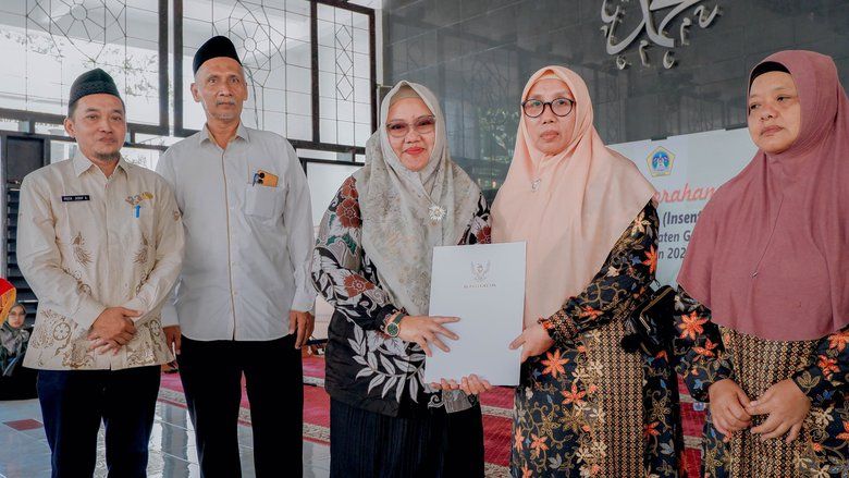 Pemkab Gresik Berikan Tunjangan Kehormatan pada 1.067 Penghafal Alquran