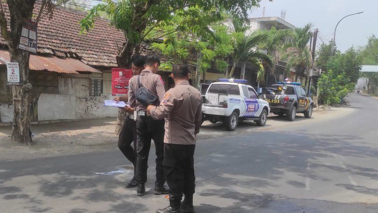 Tabrak Bus Transjatim di Gresik, Pemotor Alami Patah Tulang Kaki 