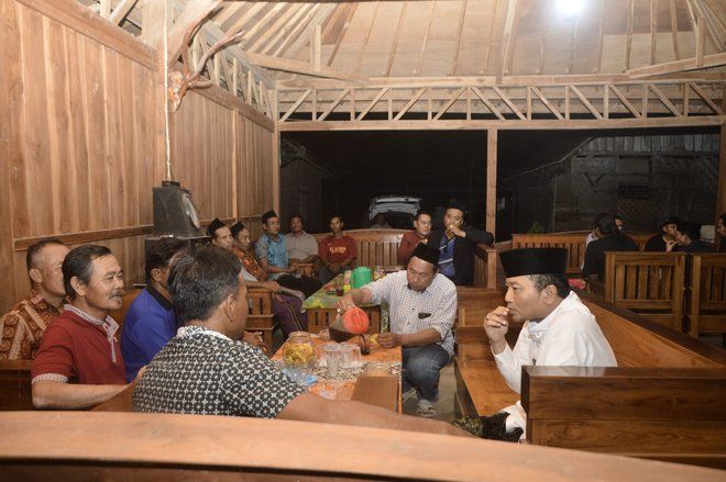 Blusukan ke Pinggir Alas Purwo, Cabup Banyuwangi Gus Makki Temui Warga Erfach