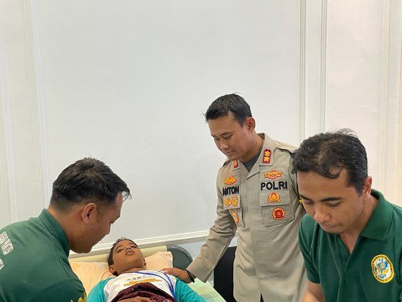 Peringati Sumpah Pemuda, Polres Ponorogo Gelar Sunat Massal