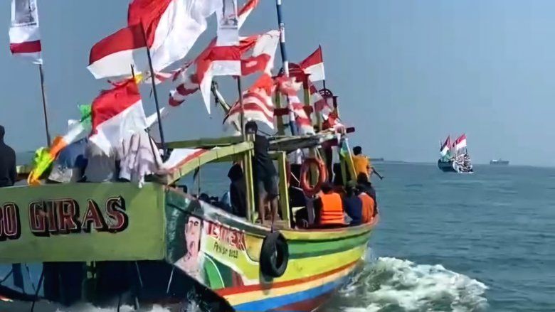 Mengintip Desa Campurejo Gresik Menjaga Tradisi Petik Laut