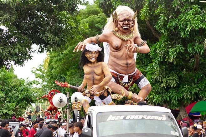 Sambut Nyepi, Ribuan Umat Hindu Gelar Pawai Budaya di Banyuwangi