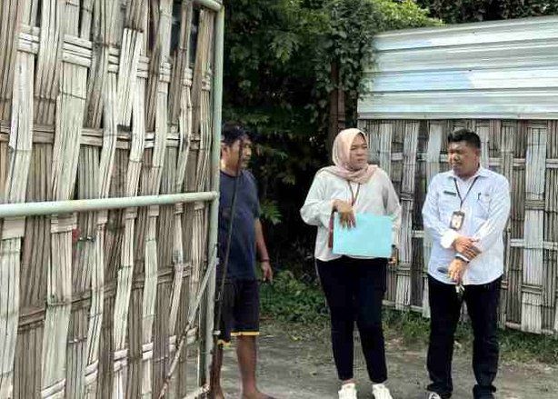 Munculkan Bau Busuk, Pengolahan Solar di Pongangan Gresik Diprotes Warga