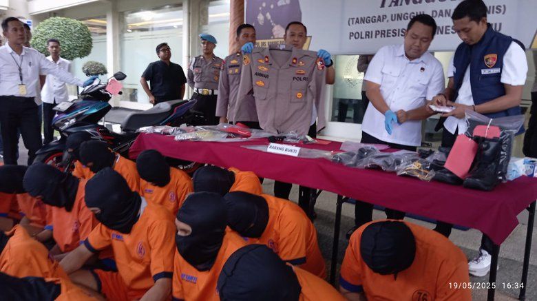 Aniaya dan Kuras Harta Korban, Komplotan Polisi Gadungan Dibekuk Polisi