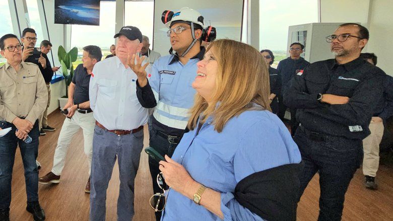 CEO Freeport-McMoRan Tinjau Smelter PT Freeport Indonesia yang Beroperasi Lebih Cepat