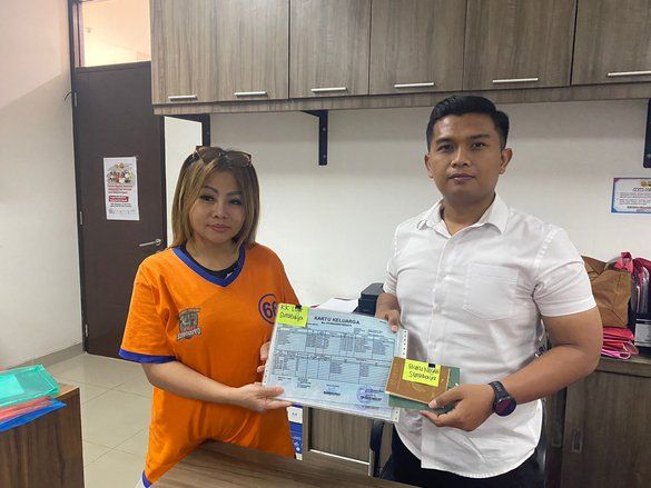 Jan Hwa Diana Kembalikan Ijazah Mantan Karyawan dan Dokumen Lainnya