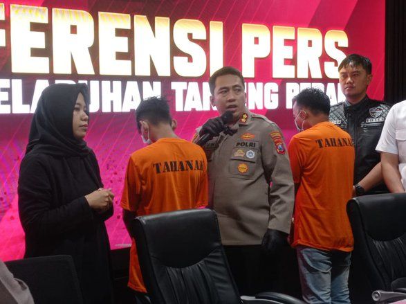 Polres Pelabuhan Tanjung Perak Kembangkan Kasus Grup Gay Surabaya  
