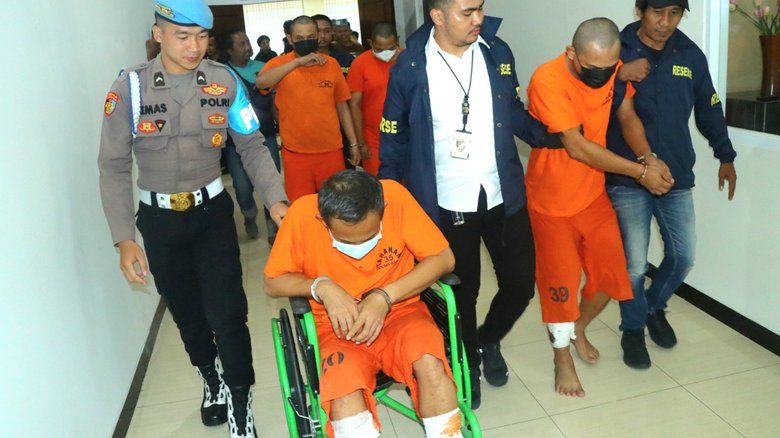 Melawan, Kaki Kawanan Pencuri Spesialis Ganjal ATM Lintas Provinsi Ditembak