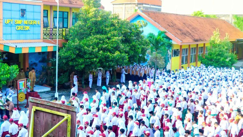 MPLS Dimulai, Pengadaan Kain Seragam Gratis SD dan SMP Negeri di Gresik Belum Masuk Lelang 