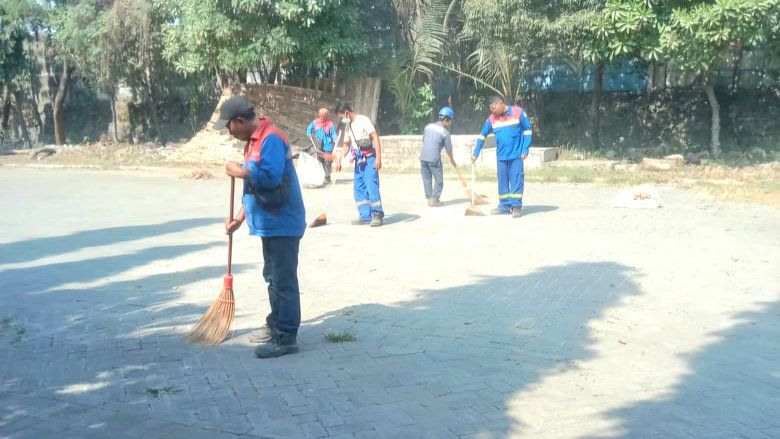 Cemari Lingkungan, DPRD Gresik dan Warga Desa Roomo Desak PT Linde Bertanggungjawab
