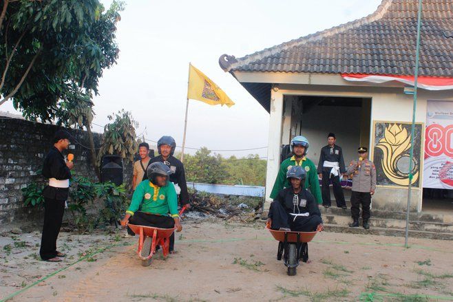 Meriahkan HUT ke-80 RI, Pendekar di Tuban  Gelar Lomba Angkong 