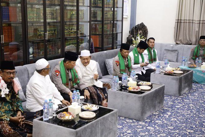 Perkuat Sinergi dengan Ulama, Kapolri Sowan ke Ponpes di Jombang dan Tuban