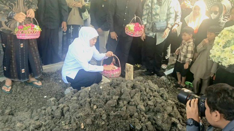 Tangis Haru Iringi Pemakaman Naufal Sang Atlet Gimnastik Kebanggan Indonesia