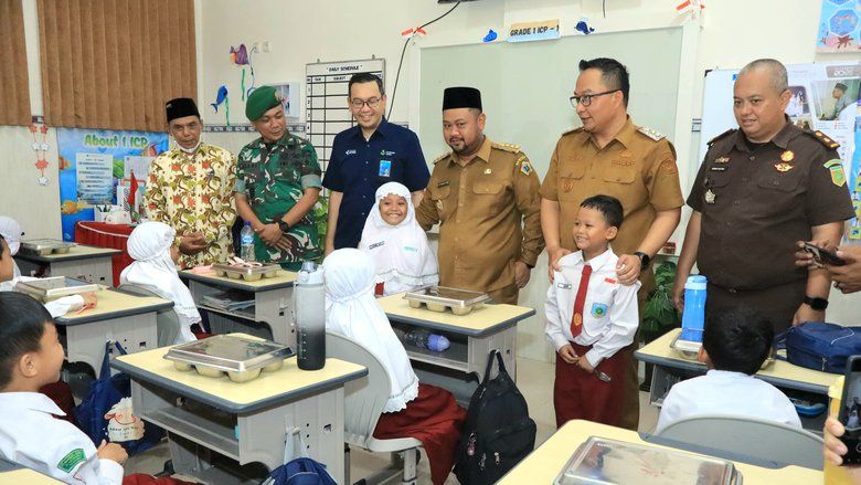 Pemkab Gresik Resmikan Dapur Gizi Hibrid di Yayasan Sekolah NU Trate