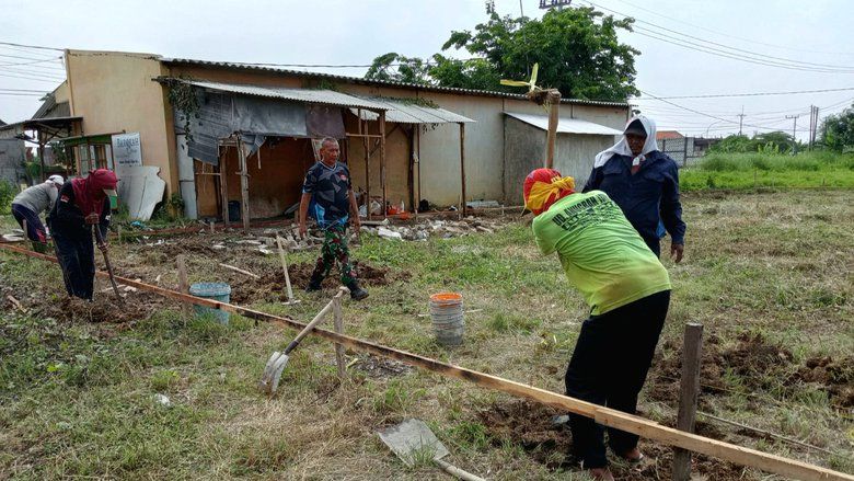 TNI dan Warga Gedangkulut Bersinergi Mempercepat Pembangunan Koperasi Merah Putih