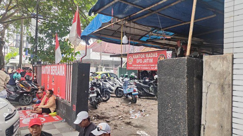PN Surabaya Tunda Penyegelan Kantor Ormas, Ini Alasannya
