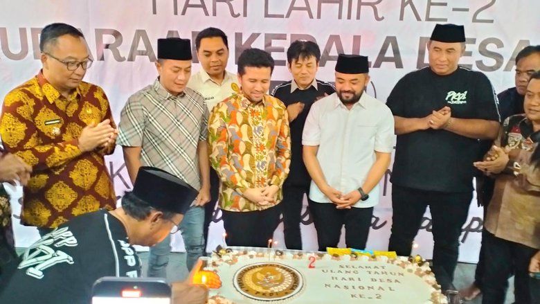 Dukung Percepatan Pembangunan Desa, Wagub Jatim Imbau Harmonisasi Kades dan Pamong