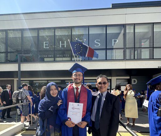 Mohammad Qoimam, Dokter Muda yang Berhasil Tuntaskan Studi Magister di Beglia dan Prancis