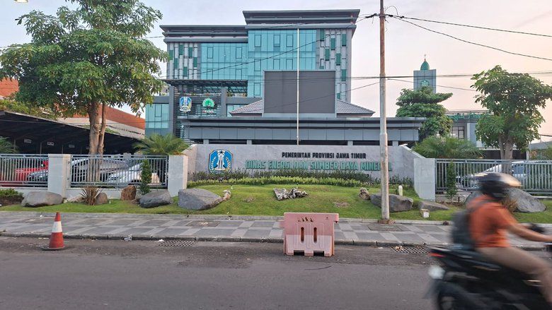 Usut Dugaan Pungli Penerbitan Izin, Kejati Geledah Dinas ESDM Jatim