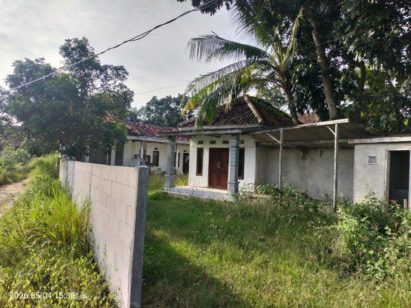 Bangunan Rumah dan Toko di Tanah Percaton Astapah Sampang Disorot Warga
