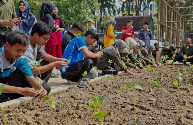 Hardiknas 2026, Cabdindik Gresik Luncurkan SIKAP untuk Ketahanan Pangan