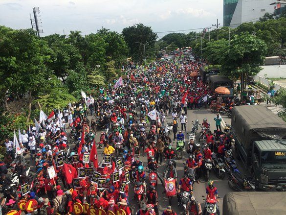 Buruh dan Mahasiswa Ancam Blokir Jalan Total Tolak Omnibus Law