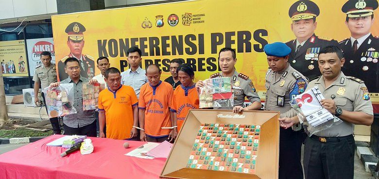 Gerebek Judi, Polisi Amankan 43 Motor dan Lima Mobil