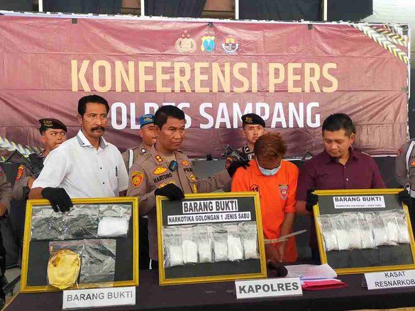 Polisi Gagalkan Peredaran Sabu Seberat Hampir 1 Kg di Sampang, Satu Kurir Ditangkap&nbsp;