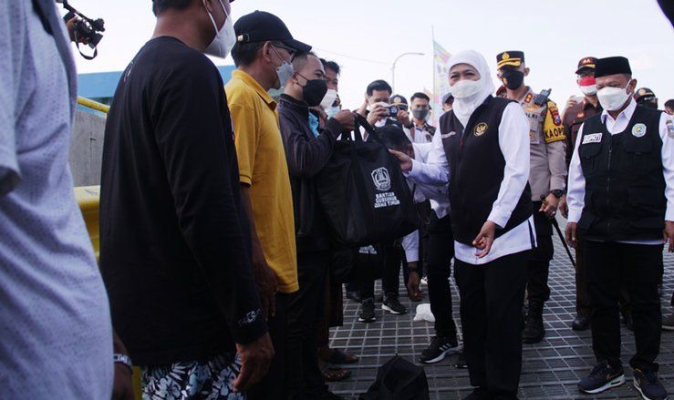 Khofifah Cek Arus Mudik di Pelabuhan Jangkar Situbondo