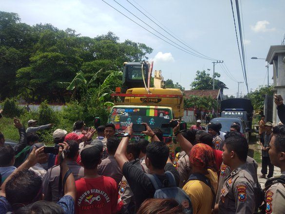 Eksekusi Lahan dan Bangunan 8 Hektar di Mojokerto Ricuh  
