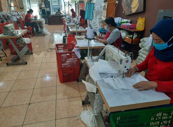 Kontribusi UMKM di Tengah Pandemi, Buat APD hingga Olahan Makanan