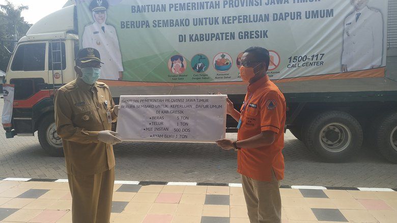 Gresik Terima Sembako Pemprov Jatim untuk Dapur Umum Covid-19