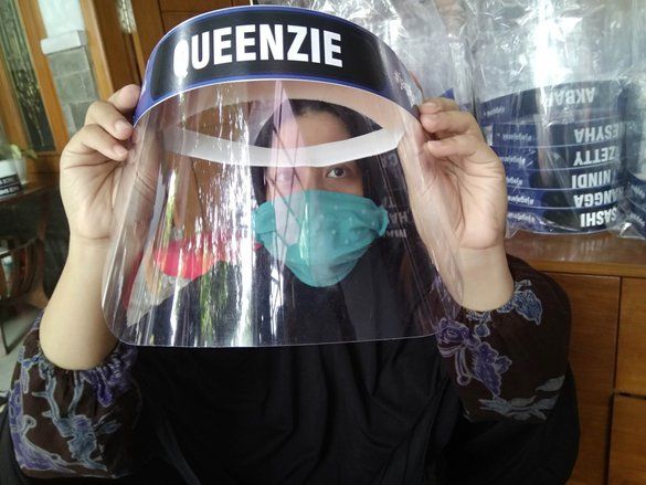 Menjelang <em>New</em> <em>Normal</em>, Permintaan <em>Face</em> <em>Shield</em> Meningkat