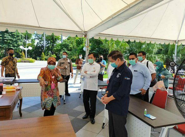 Sidak Pasar Genteng Surabaya, Menkes Puji Kedisiplinan Pedagang dan Pembeli