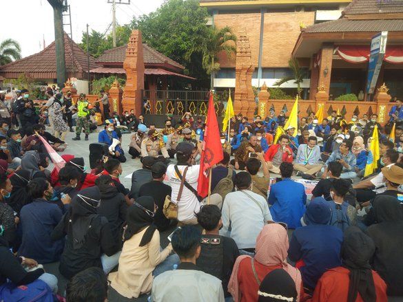 Protes UU Cipta Kerja, Ketua DPRD Ini Berharap Tak Ada Tragedi seperti Tahun 1998