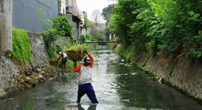 Normalisasi Saluran Rutin Dilakukan, Warga Diimbau Tak Buang Sampah Sembarangan