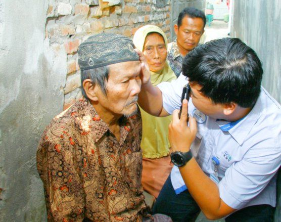 Mengenal IOLs Premium, Lensa untuk Operasi Katarak sekaligus Atasi Minus