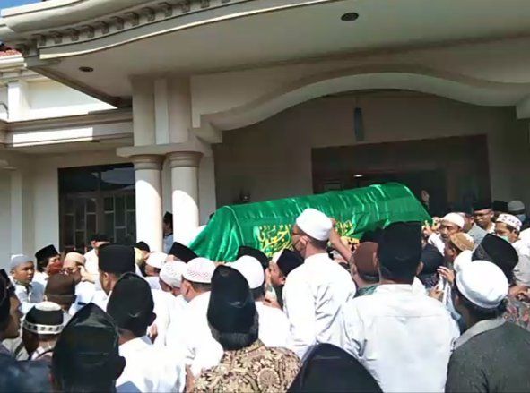 Rais Syuriah PCNU Kota Probolinggo KH Abdul Aziz Fadhal Wafat