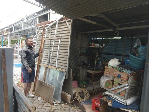 Pedagang Pasar Benpas Mojokerto Diminta Segera Bongkar Lapak di Relokasi Sementara