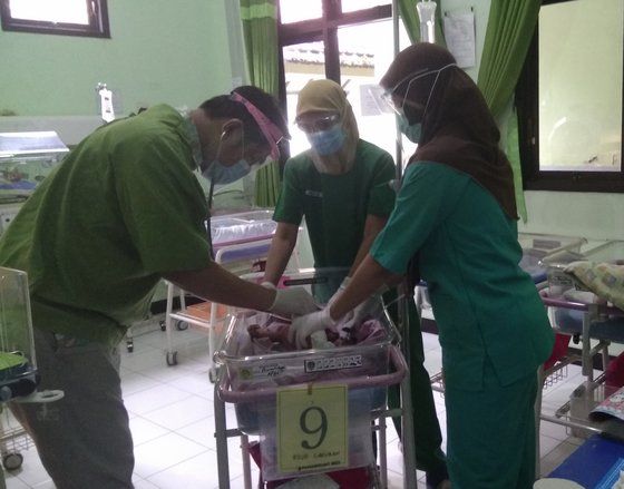 Sejumlah Keluarga Ingin Adopsi Bayi yang Dibuang di Pos Ronda