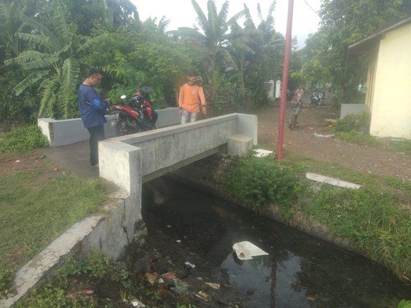 Diduga Dilahirkan di WC Umum, Bayi Ini Dibuang di Sungai