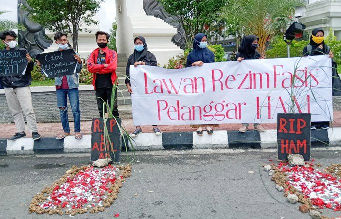 Hari HAM, PMII Gresik Desak UU Cipta Kerja Dibatalkan
