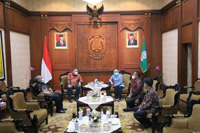 Whisnu Temui&nbsp;Khofifah&nbsp;Bahas Penanganan Covid-19 dan Nataru