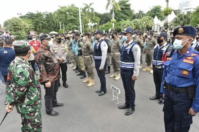 Perayaan Tahun Baru, Warga Surabaya Diimbau Tetap di Rumah dan Bersedekah