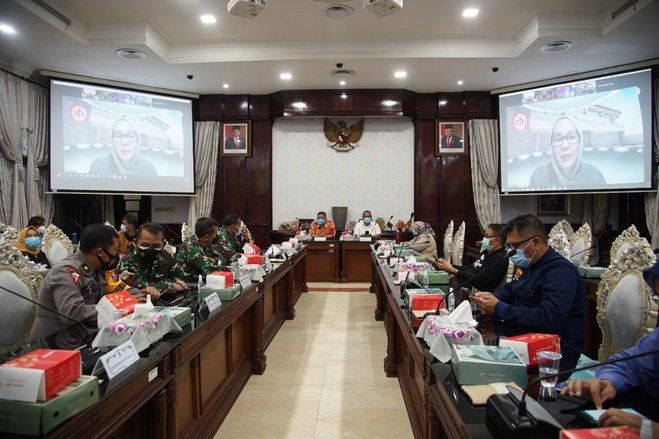 Whisnu Tak Setuju Surabaya Terapkan Pengetatan Kegiatan Masyarakat