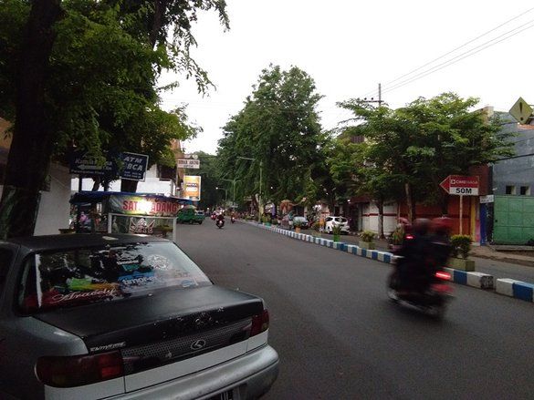 Tekan Covid, Wali Kota Probolinggo Kembali Terbitkan Aturan Prokes Tempat Usaha