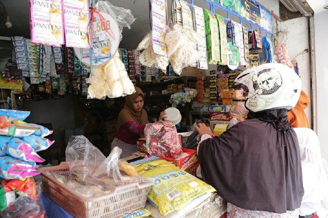 Dinas Perdagangan Surabaya Bantu Manajemen Toko Kelontong melalui Koperasi