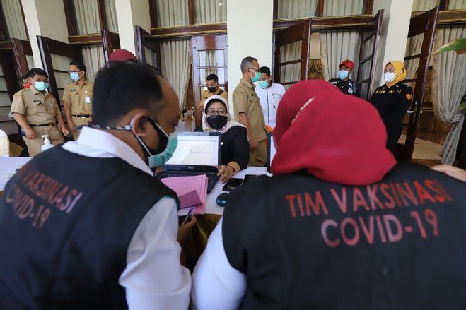 Surabaya, 172 Ribu Orang Telah Jalani Vaksinasi