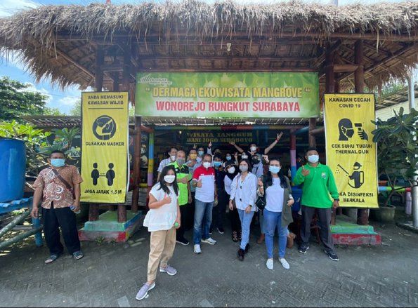 Influencer Surabaya Viralkan Wisata Mangrove Wonorejo