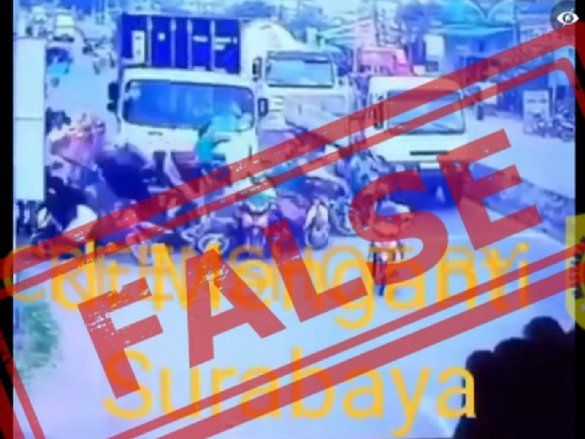 Video Viral Kontainer Tabrak Motor di Menganti Surabaya Hoaks